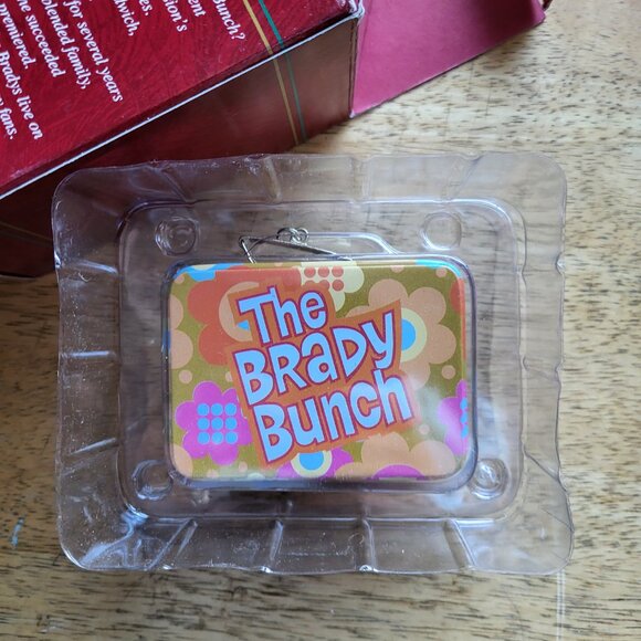 Vintage 2001 Carlton Cards LUNCH WITH THE BRADY BUNCH Xmas Ornament #95 "BIN E" - Picture 4 of 6